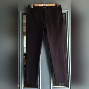 Old Navy Pixie Never-Fade Ankle Pants, Women's Size 10